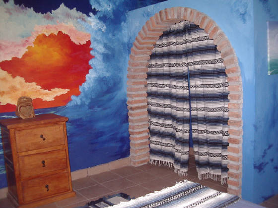 SunsetRoomCloset.jpg
