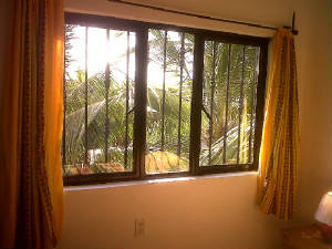 webassets/bvbedroomwindow.jpg